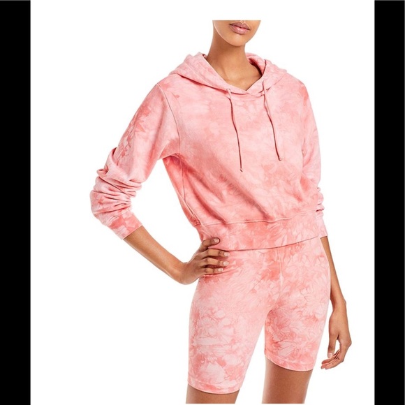 Cotton Citizen Milan Cropped Hooded Sweatshirt In Dahlia Crystal - Picture 1 of 7